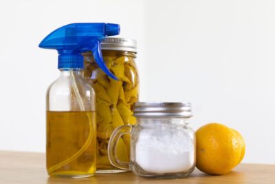 Descubre la proporción perfecta de vinagre y bicarbonato para una limpieza eficiente