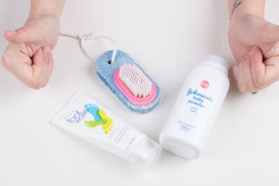Aprende a limpiar sandalias de cuero de forma efectiva y fácil | Tips infalibles