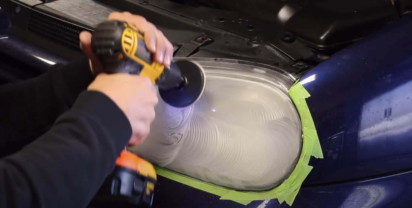 Limpiar faros del carro con bicarbonato: Guía fácil y efectiva