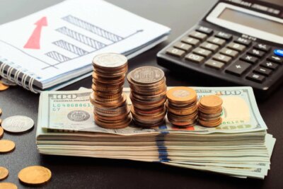 Descubre cómo limpiar tu dinero y ahorrar más dinero cada mes.