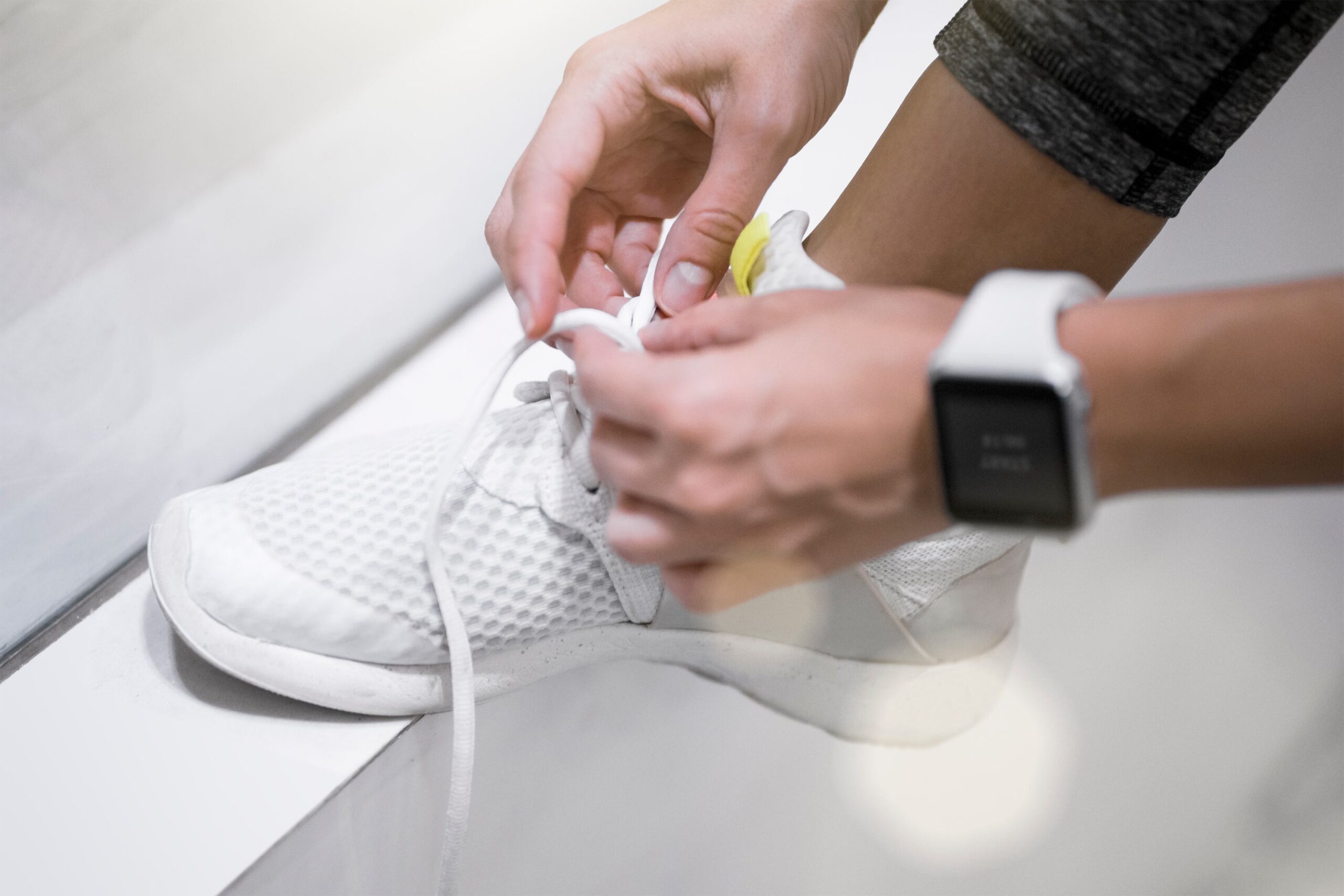 Guía completa para limpiar tus tenis Adidas blancos como nuevo