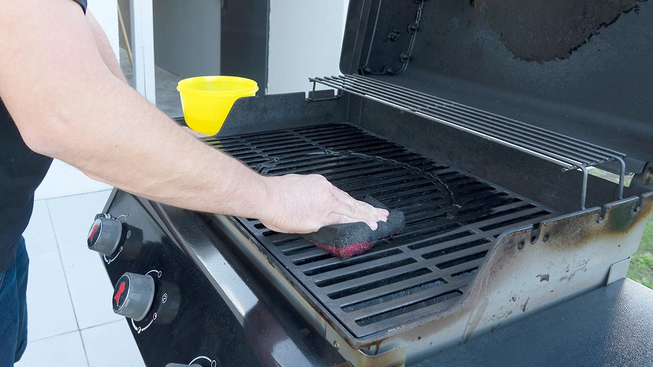 Consejos para limpiar tu parrilla de barbacoa de forma efectiva