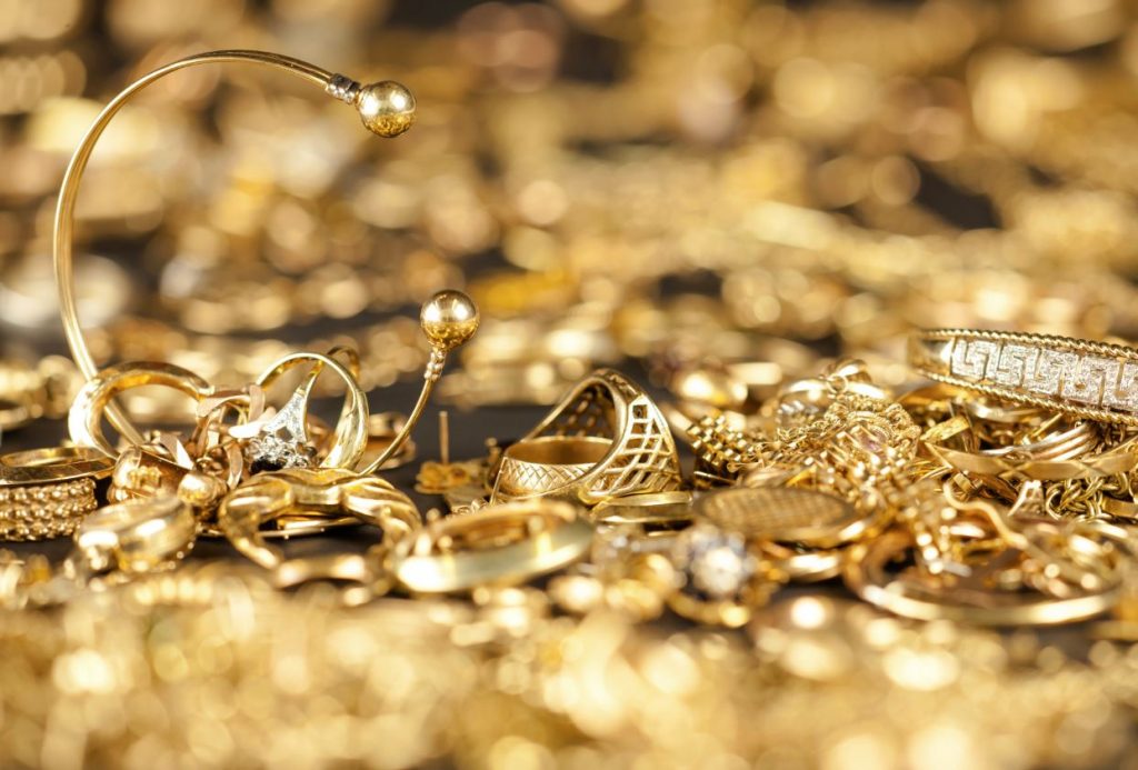 Limpiar dorados antiguos: Consejos y trucos de expertos