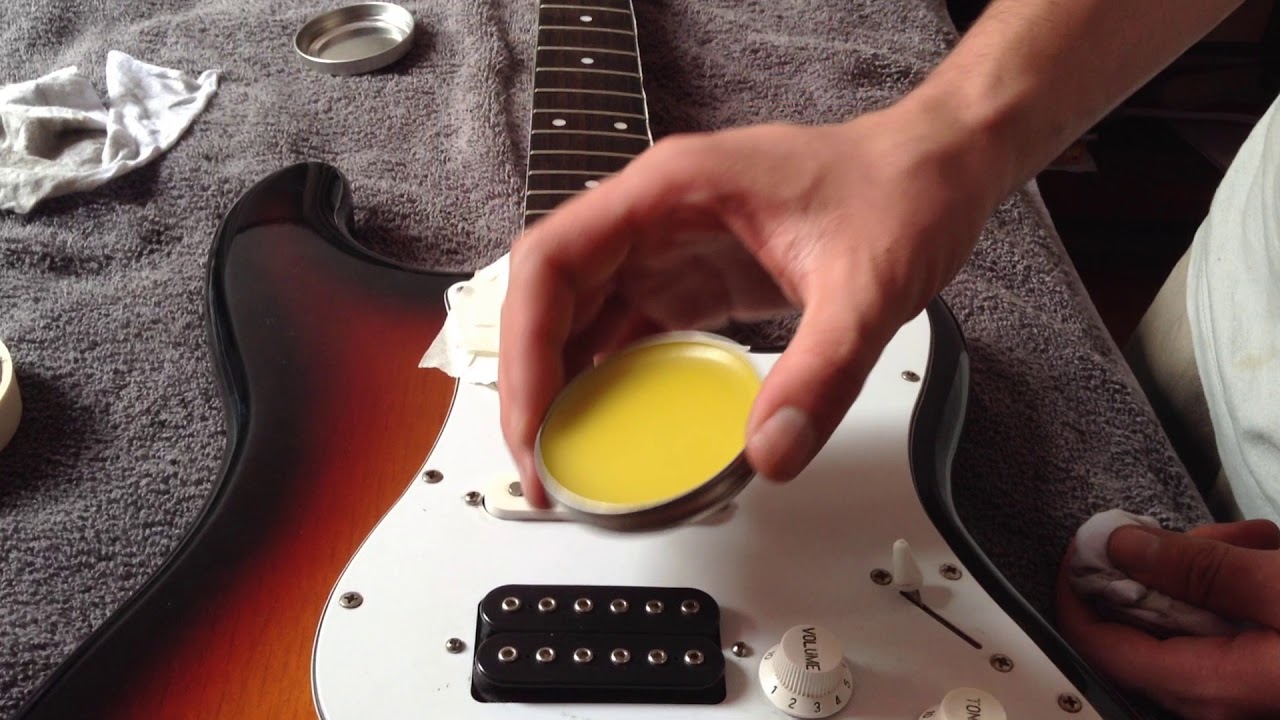 Limpiar el diapasón de tu guitarra con alcohol: Consejos y trucos