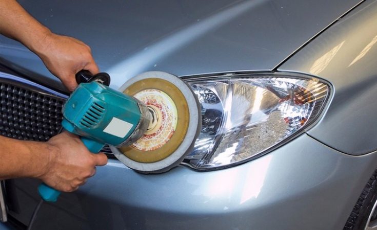 Como limpiar los faros del carro con bicarbonato