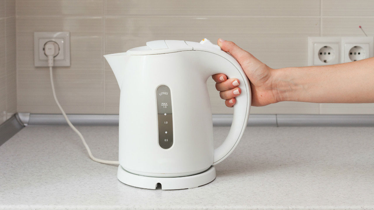 Limpiar pava eléctrica con vinagre: trucos efectivos