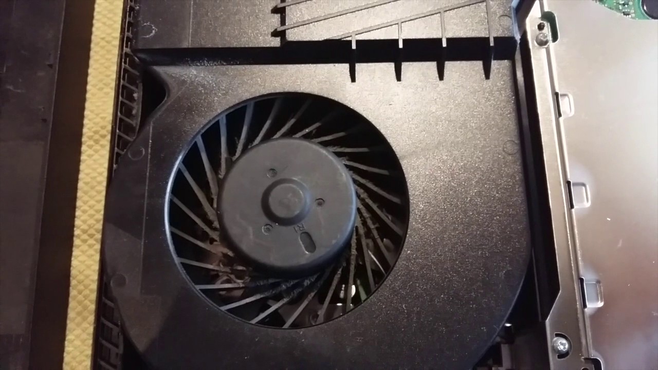 Aprende cómo limpiar el ventilador de tu PS4 en pocos pasos