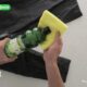 Guía fácil: Cómo limpiar una chamarra de piel sin dañarla