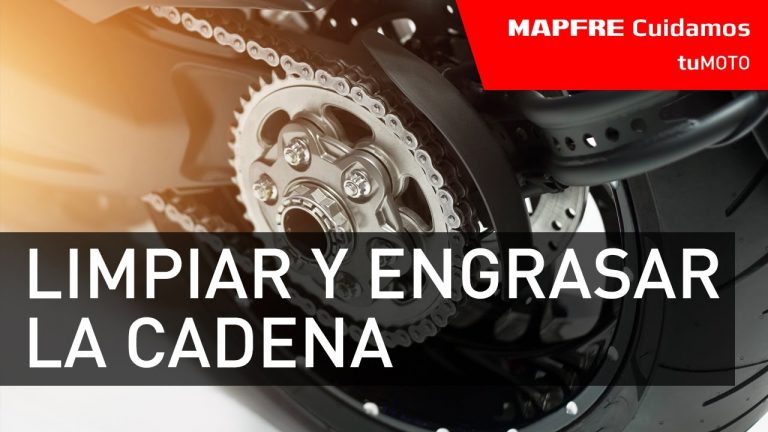 Se puede limpiar cadena moto con gasolina