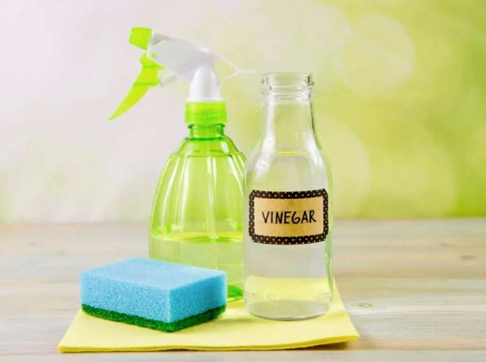 Limpiar puertas blancas: los mejores remedios caseros